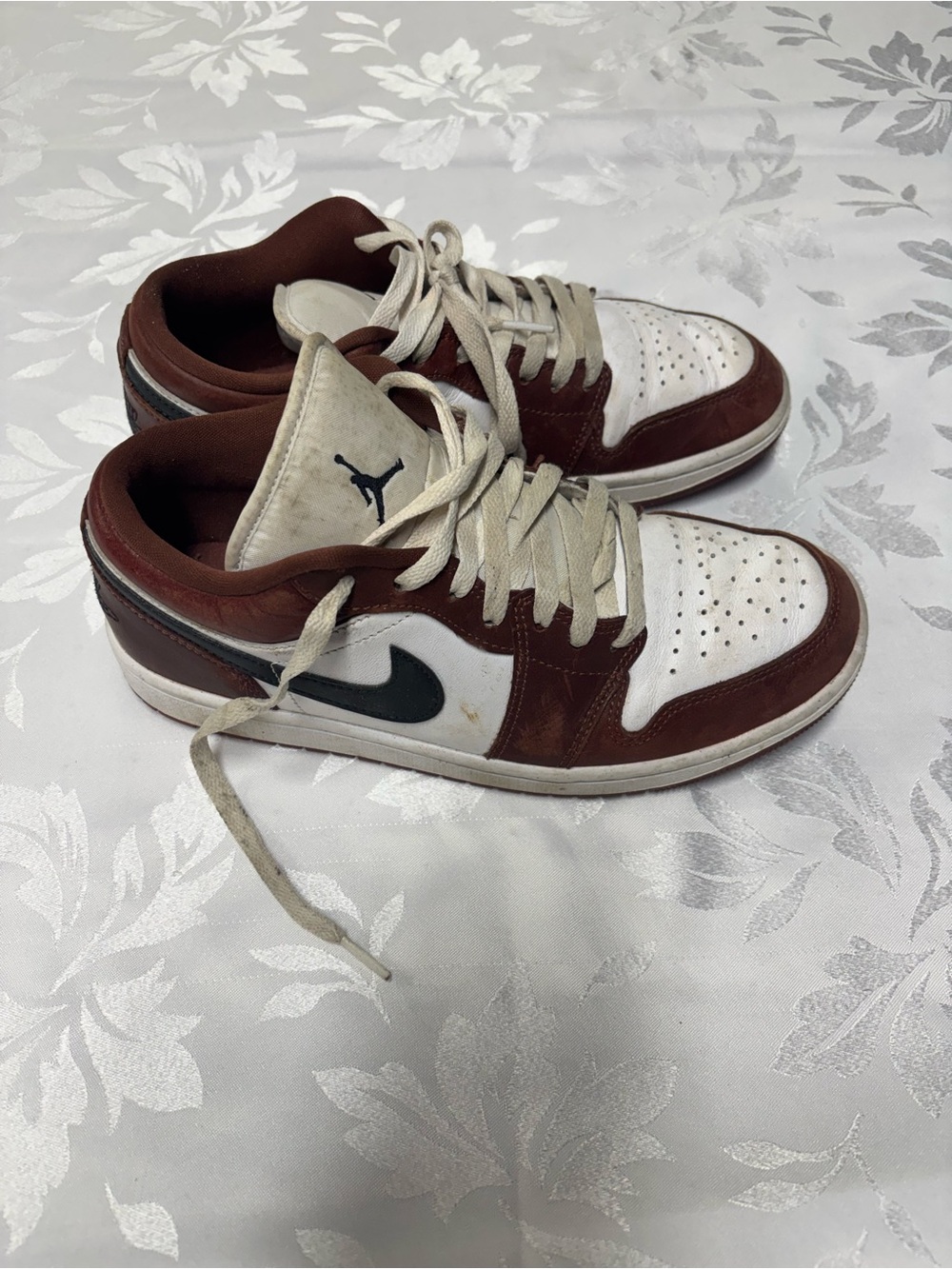 Jordan Low-Top Sneakers - White & Brown with Black Swoosh, used, men size 8